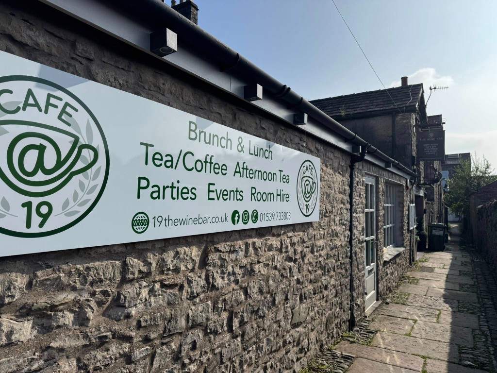 Cafe @ 19 and 19 The Wine Bar sign